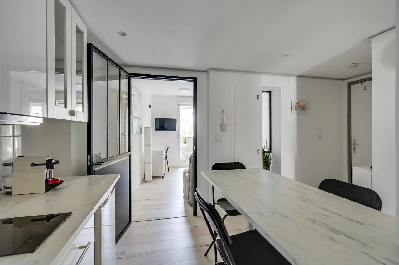 Appartement Dify Splendide - Jean Mace à Lyon France